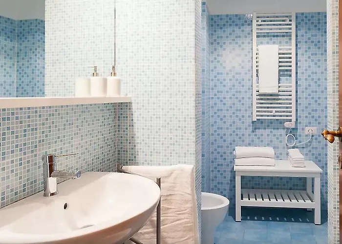 Exclusive A Few Steps From The Spanish Steps