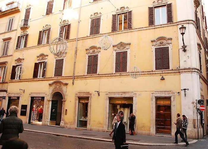 Exclusive A Few Steps From The Spanish Steps