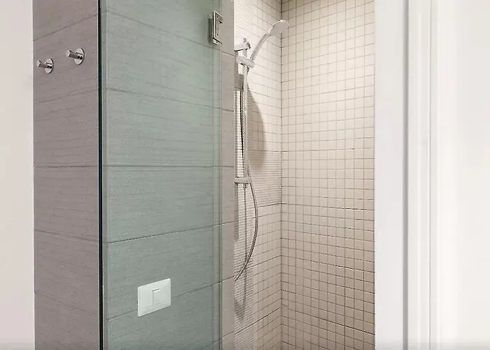 Exclusive A Few Steps From The Spanish Steps