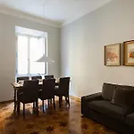 Апартаменты Exclusive A Few Steps From The Spanish Steps